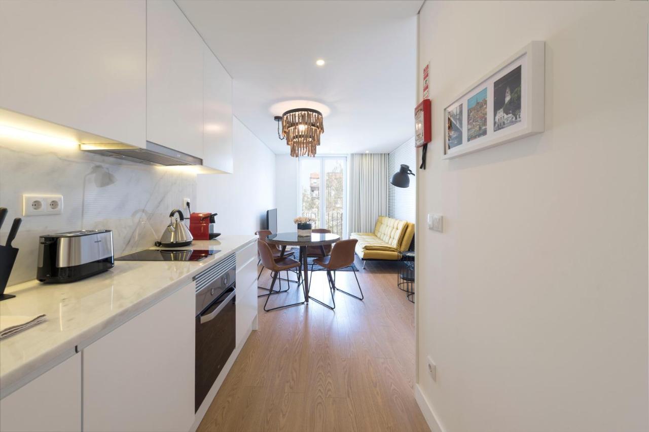 Lovelystay - Central Flat W/ Ac & Balcony 波尔图 外观 照片
